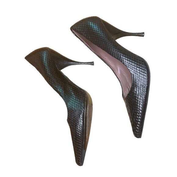 Miu Miu Black Snakeskin Leather Pointed Toe Pump Size 37 - Picture 1 of 8